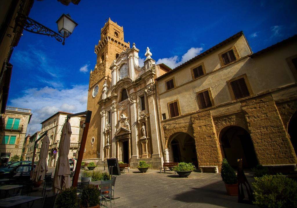 La Casa Degli Archi Hotel Pitigliano Luaran gambar