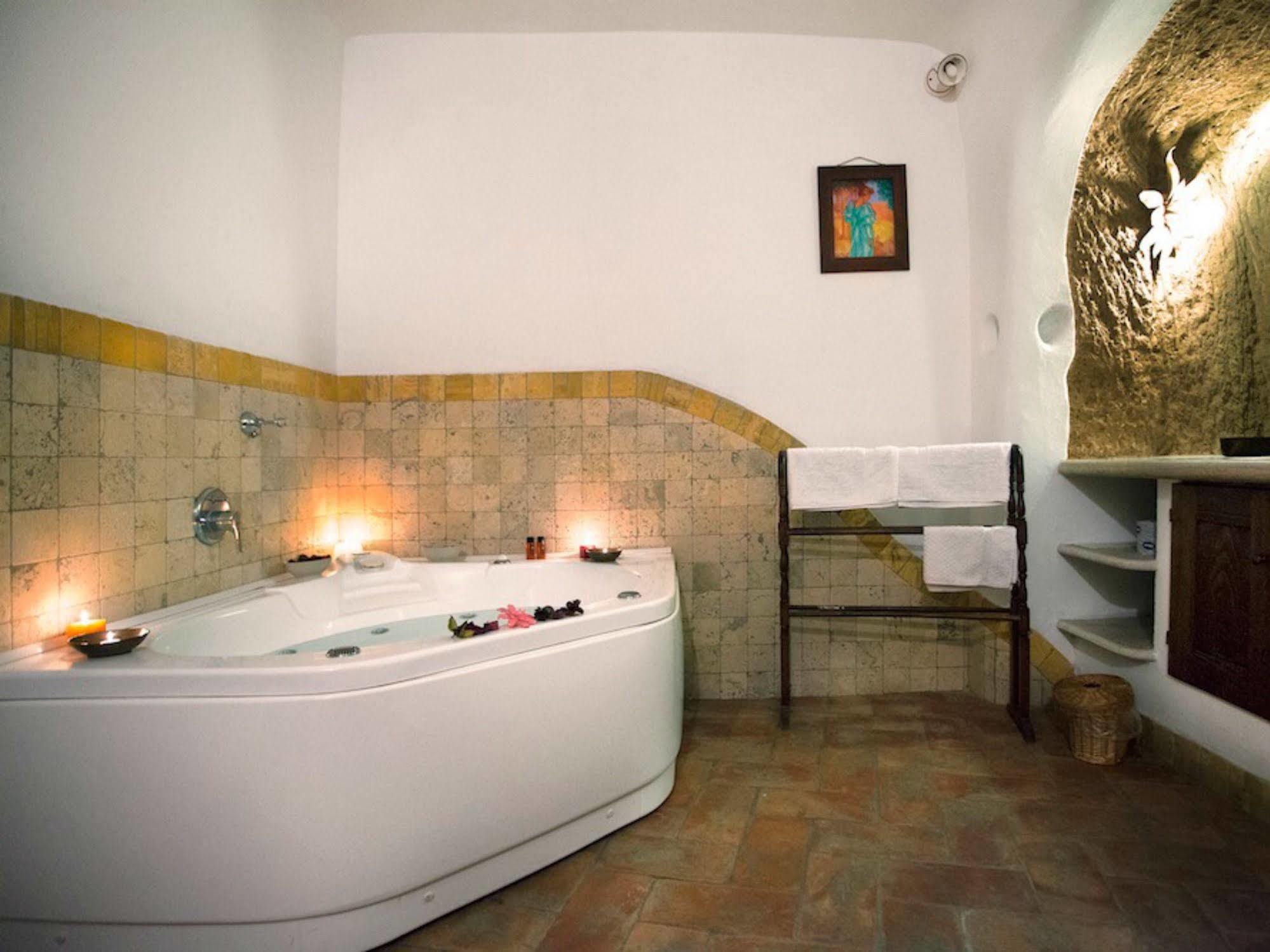 La Casa Degli Archi Hotel Pitigliano Luaran gambar