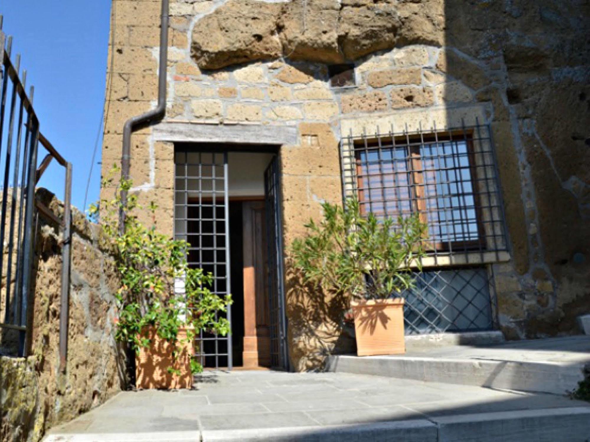 La Casa Degli Archi Hotel Pitigliano Luaran gambar